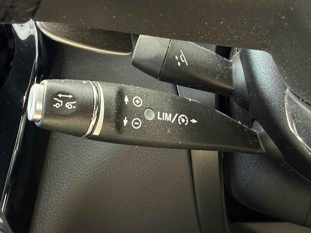 GLC GLC200 ETC 全周囲カメラ クリアランスソナー オートクルーズコントロール レーンアシスト パワーシート ナビ TV オートライト 電動リアゲート アルミホイール スマートキー アイドリングストップ(32枚目)