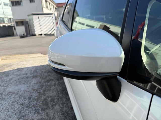 フィットハイブリッド Ｌパッケージ　ハイブリッド　ＥＴＣ　バックカメラ　ナビ　ＴＶ　オートクルーズコントロール　オートライト　スマートキー　電動格納ミラー　ＡＴ　ＣＤ　ＵＳＢ　ＥＳＣ　エアコン　パワーステアリング　パワーウィンドウ（10枚目）