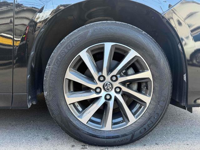 アルファードハイブリッド ＳＲ　Ｃパッケージ　ＥＴＣ　バックカメラ　ナビ　ＴＶ　クリアランスソナー　オートクルーズコントロール　パークアシスト　両側電動スライドドア　オートマチックハイビーム　オートライト　電動リアゲート　スマートキー（7枚目）