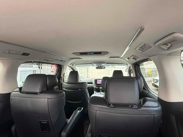 アルファードハイブリッド ＳＲ　Ｃパッケージ　ＥＴＣ　バックカメラ　ナビ　ＴＶ　クリアランスソナー　オートクルーズコントロール　パークアシスト　両側電動スライドドア　オートマチックハイビーム　オートライト　電動リアゲート　スマートキー（36枚目）