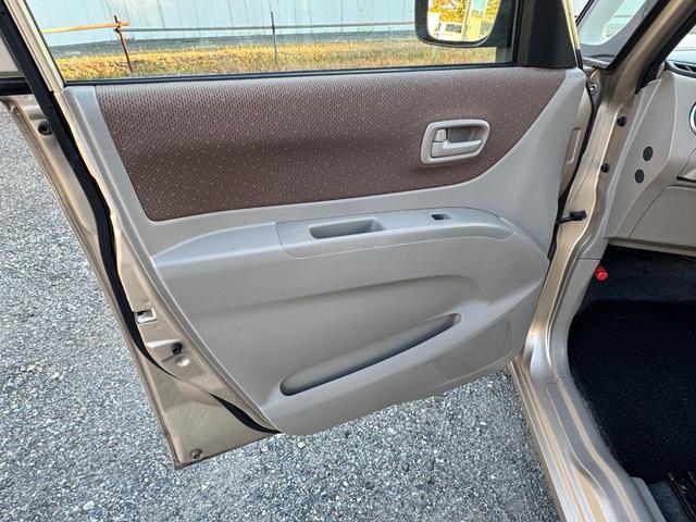 パレット 後期型 リミテッド 検査R9年2月28日まで!修復歴なし!ETC!左側パワースライドドア!右側スライドドア!スマートキー!プッシュスタート!ベンチシート!電動格納ミラー!※ナビ無し(26枚目)