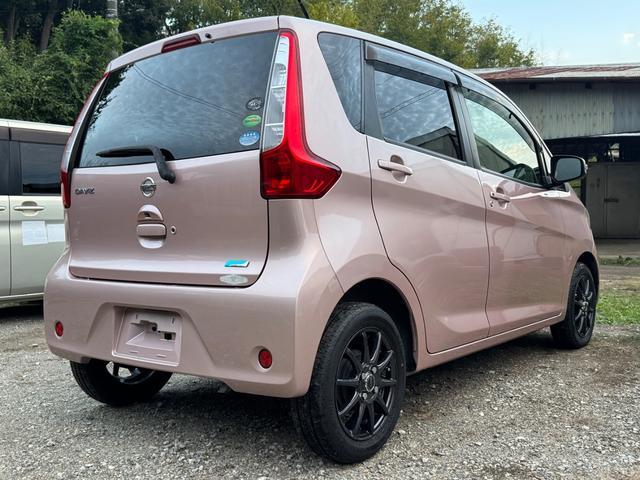 デイズ Ｘ　検査Ｒ０９年０７月０３日まで！走行８２，０００ｋｍ！修復歴なし！スマートキー！社外アルミホイール！オートエアコン！プッシュスタート！※ナビ無し（8枚目）