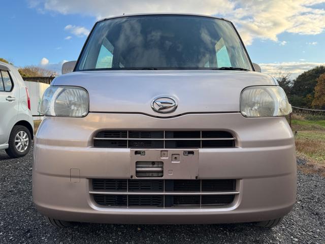 タント Ｘ　後期最終型！走行９．６万ｋｍ！検査Ｒ８年８月２７日まで！キーレス！左側パワースライドドア！アイドリングストップ！オイル交換料込み！※外装に目立つ凹み、塗装ハゲあります。室内動物毛あります。（2枚目）