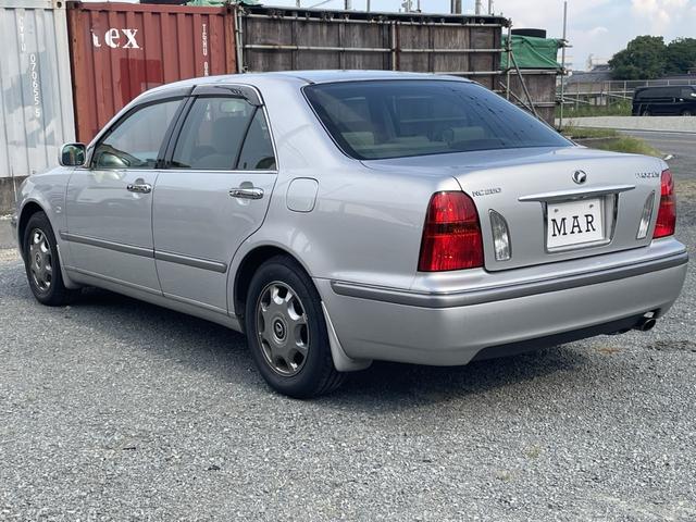 プログレ ＮＣ２５０　プライムセレクション　純正ナビ／フロントカメラ／バックカメラ／ＥＴＣ／キーレスキー×２個／パワーシート／オートクルーズ／ＨＩＤ／ウッドコンビハンドル／アルミホイール／電動コーナーポール／禁煙車／修復歴無し／車検整備付き（3枚目）