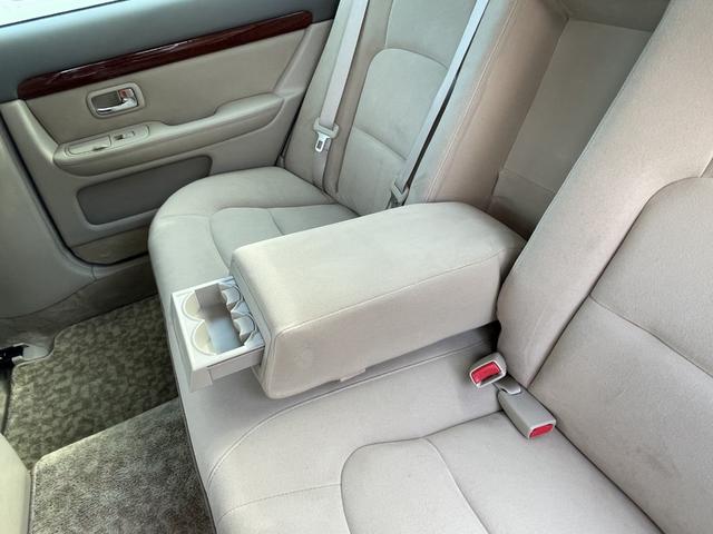 プログレ ＮＣ２５０　プライムセレクション　純正ナビ／フロントカメラ／バックカメラ／ＥＴＣ／キーレスキー×２個／パワーシート／オートクルーズ／ＨＩＤ／ウッドコンビハンドル／アルミホイール／電動コーナーポール／禁煙車／修復歴無し／車検整備付き（16枚目）