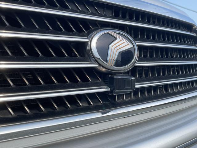 プログレ ＮＣ２５０　プライムセレクション　純正ナビ／フロントカメラ／バックカメラ／ＥＴＣ／キーレスキー×２個／パワーシート／オートクルーズ／ＨＩＤ／ウッドコンビハンドル／アルミホイール／電動コーナーポール／禁煙車／修復歴無し／車検整備付き（20枚目）