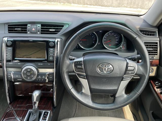 マークＸ ２５０Ｇ　リラックスセレクション　純正ナビ・フルセグテレビ／スマートキー×２個／バックカメラ／前後ドラレコ／パワーシート／空気清浄機／ＥＴＣ／ＨＩＤ／アルミホイール／修復歴無し／車検整備付き／走行３８，０００ｋｍ（12枚目）