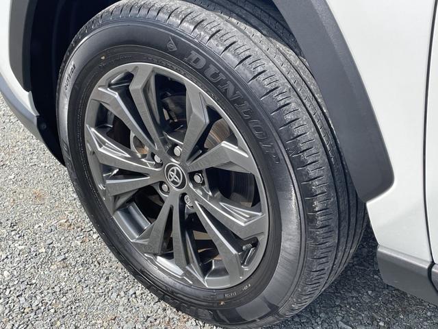 ＲＡＶ４ Ｇ　純正ナビ・フルセグ／全方位カメラ／ブラインドスポットモニター／黒革シート／パワーバックドア／ステアリングヒーター／シートヒーター・エアシート／ＥＴＣ２．０／スマートキー×２個／ＬＥＤライト／禁煙車（12枚目）