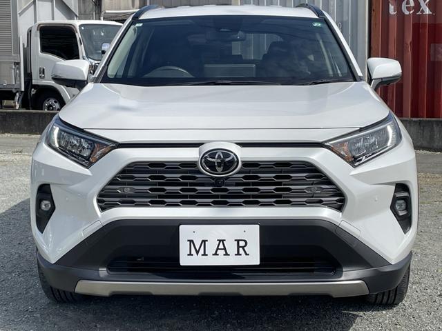 ＲＡＶ４ Ｇ　純正ナビ・フルセグ／全方位カメラ／ブラインドスポットモニター／黒革シート／パワーバックドア／ステアリングヒーター／シートヒーター・エアシート／ＥＴＣ２．０／スマートキー×２個／ＬＥＤライト／禁煙車（13枚目）