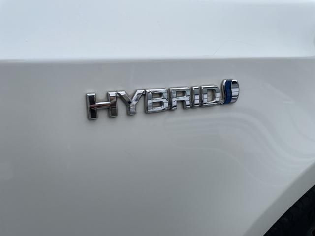 クラウンハイブリッド アスリートＳ　ブラックスタイル　ＴＲＤエアロ／革シート／純正ナビ・フルセグ／ＤＶＤ再生／バックカメラ／ＥＴＣ／スマートキー×２個／トランクイージークローザー／禁煙車／エアシート・シートヒーター／車検９年８月／ＴＶキット／１８アルミ（51枚目）