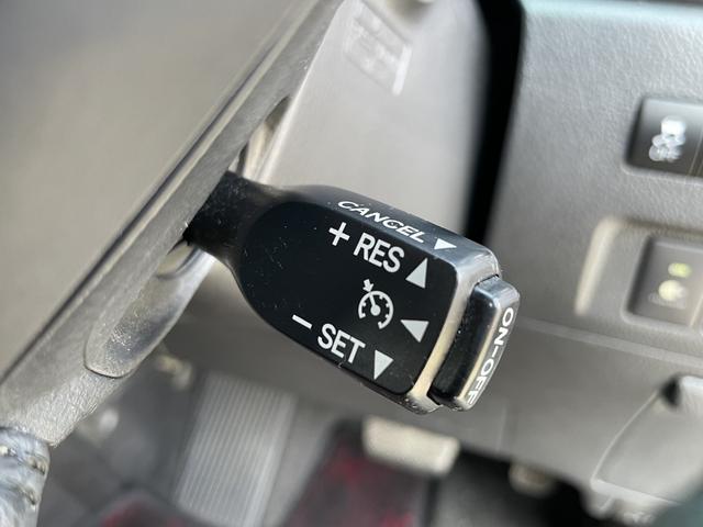 ヴェルファイア ２．４Ｚ　ゴールデンアイズＩＩ　純正９インチナビ・フルセグ／後席モニター／バックカメラ／両側パワースライドドア／スマートキー／パワーバックドア／ＥＴＣ／ＨＩＤ／禁煙車／車検整備付き／オートクルーズ／フルエアロ／１８インチアルミ（35枚目）