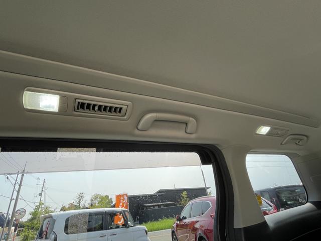 ヴェルファイア ２．４Ｚ　ゴールデンアイズＩＩ　純正９インチナビ・フルセグ／後席モニター／バックカメラ／両側パワースライドドア／スマートキー／パワーバックドア／ＥＴＣ／ＨＩＤ／禁煙車／車検整備付き／オートクルーズ／フルエアロ／１８インチアルミ（48枚目）