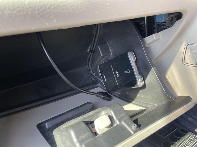 エブリイワゴン PZターボスペシャル 両側パワスラ/社外フルセグナビ/スマートキー×2個/ETC/バックカメラ/オートステップ/HID/社外LEDフォグ/ターボ車/アルミ/ハイルーフ/車検令和8年7月/禁煙車/社外デジタルインナーミラー(14枚目)