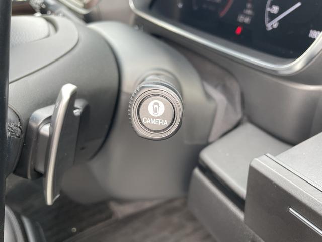 オデッセイ アブソルート・EX 純正フルセグナビ/マルチビューカメラ/前後ドラレコ/ETC2.0/CD・DVD/両側パワスラ/パワーバックドア/LEDライト/禁煙車/18アルミ/シートヒーター/ブラインドスポットモニター/1オーナー(14枚目)