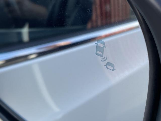 オデッセイ アブソルート・EX 純正フルセグナビ/マルチビューカメラ/前後ドラレコ/ETC2.0/CD・DVD/両側パワスラ/パワーバックドア/LEDライト/禁煙車/18アルミ/シートヒーター/ブラインドスポットモニター/1オーナー(17枚目)