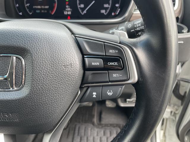 オデッセイ アブソルート・EX 純正フルセグナビ/マルチビューカメラ/前後ドラレコ/ETC2.0/CD・DVD/両側パワスラ/パワーバックドア/LEDライト/禁煙車/18アルミ/シートヒーター/ブラインドスポットモニター/1オーナー(26枚目)