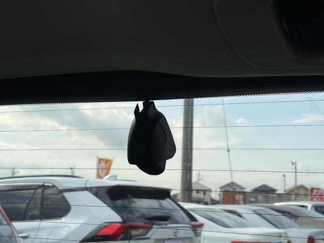 オデッセイ アブソルート・EX 純正フルセグナビ/マルチビューカメラ/前後ドラレコ/ETC2.0/CD・DVD/両側パワスラ/パワーバックドア/LEDライト/禁煙車/18アルミ/シートヒーター/ブラインドスポットモニター/1オーナー(28枚目)