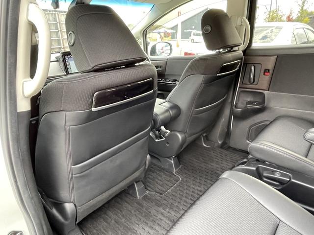 オデッセイ アブソルート・EX 純正フルセグナビ/マルチビューカメラ/前後ドラレコ/ETC2.0/CD・DVD/両側パワスラ/パワーバックドア/LEDライト/禁煙車/18アルミ/シートヒーター/ブラインドスポットモニター/1オーナー(31枚目)