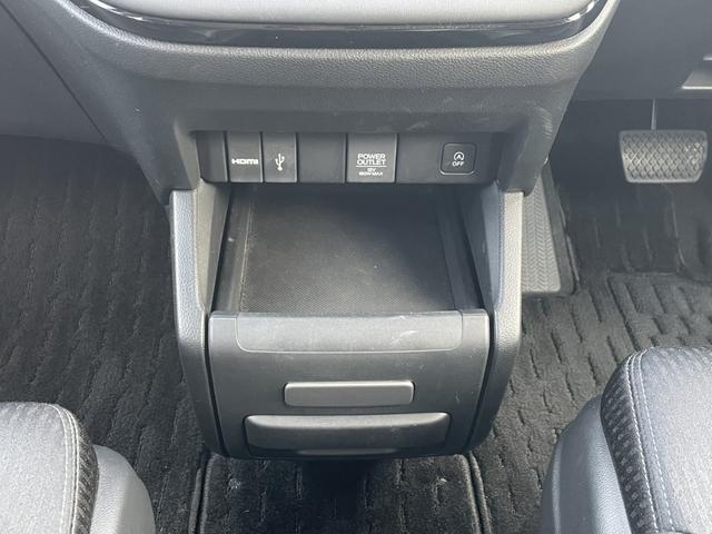 オデッセイ アブソルート・EX 純正フルセグナビ/マルチビューカメラ/前後ドラレコ/ETC2.0/CD・DVD/両側パワスラ/パワーバックドア/LEDライト/禁煙車/18アルミ/シートヒーター/ブラインドスポットモニター/1オーナー(43枚目)