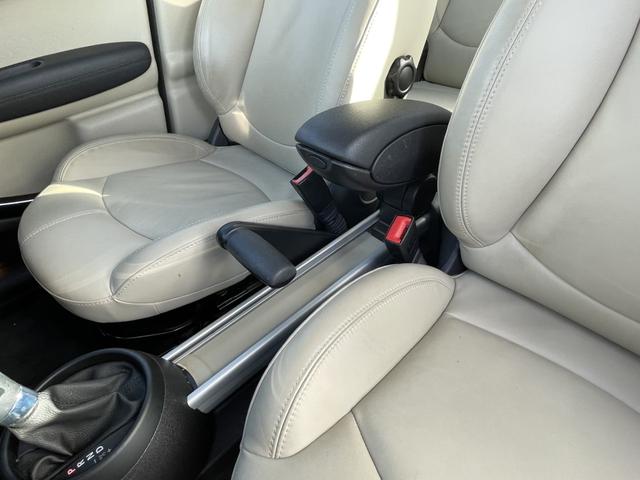 ＭＩＮＩ クーパーＳＤ　クロスオーバー　革シート／社外フルセグナビ／バックカメラ／ＥＴＣ／キセノン／ワンオーナー／整備記録簿／保証書／取説／禁煙車／１７アルミ／キーレス×２個／シートヒーター／検査令和８年９月／ディーゼルターボ／修復歴無し（43枚目）