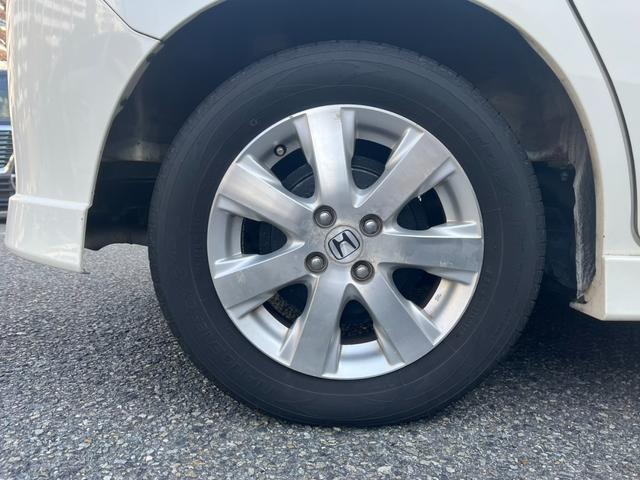 フリードスパイク Ｇｉ　エアロ　純正ナビ／両側パワースライドドア／ＥＴＣ／純正アルミホイール／禁煙車（68枚目）