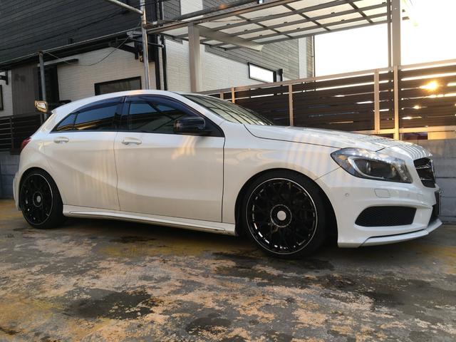 A180 ブルーエフィシェンシースポーツ Rowenルーフスポイラー・マフラー・リアバンパー H&Rダウンサス レイズ19インチアルミ コーナーセンサー ハーフレザーシート レーダー探知機 バックカメラ ETC(27枚目)
