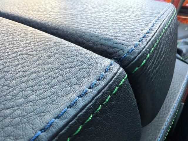 Ｂ６ クーペ　スーパーチャージ　アルピナ　Ｂ６　　　クーペ　Ｓｕｐｅｒｃｈａｒｇｅ　右ハンドル　特注フルオーダー車両　特別オーダーカラー　ダイヤモンドメタリック　アルピナ　ラヴァリナ　フルレザーインテリア（25枚目）