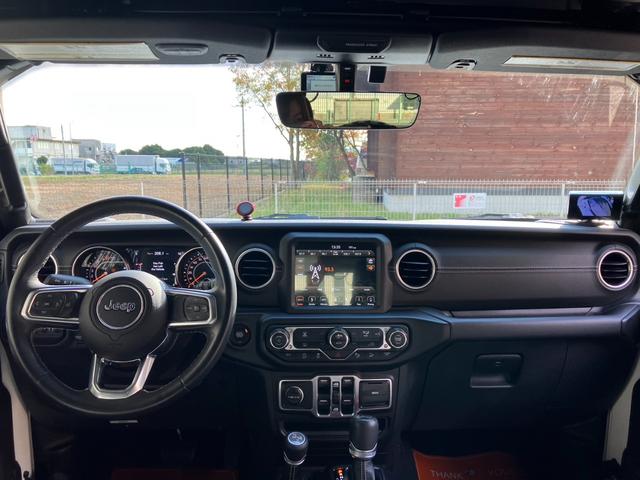 ジープ・ラングラーアンリミテッド アンリミテッドサハラ 3.6L 4WD 左ハンドル 新車並行 KMC20インチ 2024グリル 5cmオーパーフェンダー 37インチGLADIATORタイヤ リフトアップ BESTOPサンライダー FLOWMASTERマフラー USテール(19枚目)