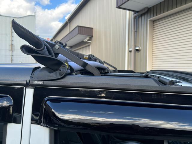 ジープ・ラングラーアンリミテッド アンリミテッドサハラ 3.6L 4WD 左ハンドル 新車並行 KMC20インチ 2024グリル 5cmオーパーフェンダー 37インチGLADIATORタイヤ リフトアップ BESTOPサンライダー FLOWMASTERマフラー USテール(48枚目)