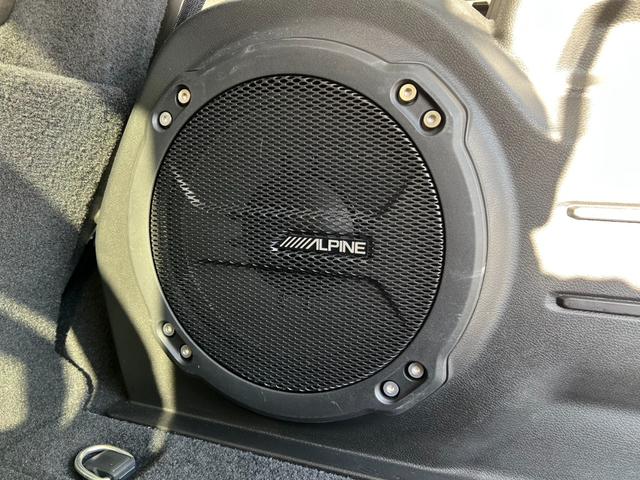 ジープ・ラングラーアンリミテッド アンリミテッドサハラ 3.6L 4WD 左ハンドル 新車並行 KMC20インチ 2024グリル 5cmオーパーフェンダー 37インチGLADIATORタイヤ リフトアップ BESTOPサンライダー FLOWMASTERマフラー USテール(58枚目)