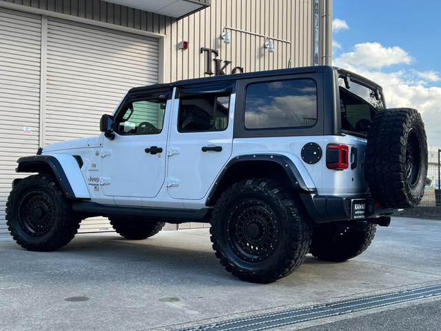 ジープ・ラングラーアンリミテッド アンリミテッドサハラ 3.6L 4WD 左ハンドル 新車並行 KMC20インチ 2024グリル 5cmオーパーフェンダー 37インチGLADIATORタイヤ リフトアップ BESTOPサンライダー FLOWMASTERマフラー USテール(60枚目)