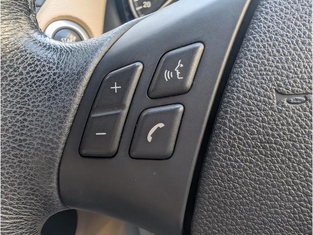 Ｘ１ ｓＤｒｉｖｅ　１８ｉ　ハイラインパッケージ　禁煙車・レザーシート・ナビ・ＥＴＣ・ＨＩＤヘッドライト・オートライト・スマートキー・プッシュスタート・フロントパワーシート（10枚目）