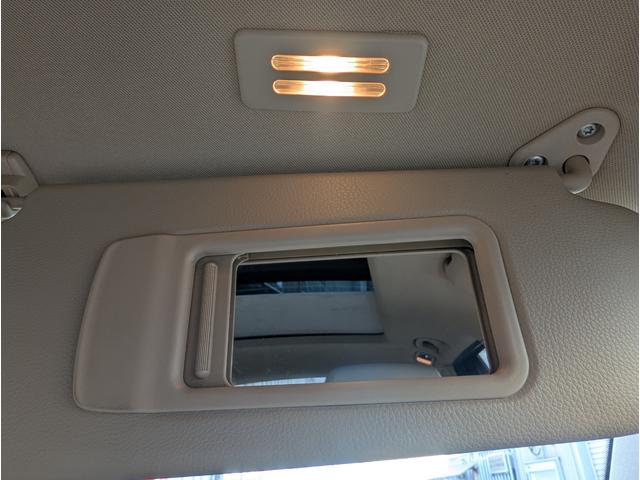 Ｘ１ ｓＤｒｉｖｅ　１８ｉ　ハイラインパッケージ　禁煙車・レザーシート・ナビ・ＥＴＣ・ＨＩＤヘッドライト・オートライト・スマートキー・プッシュスタート・フロントパワーシート（22枚目）