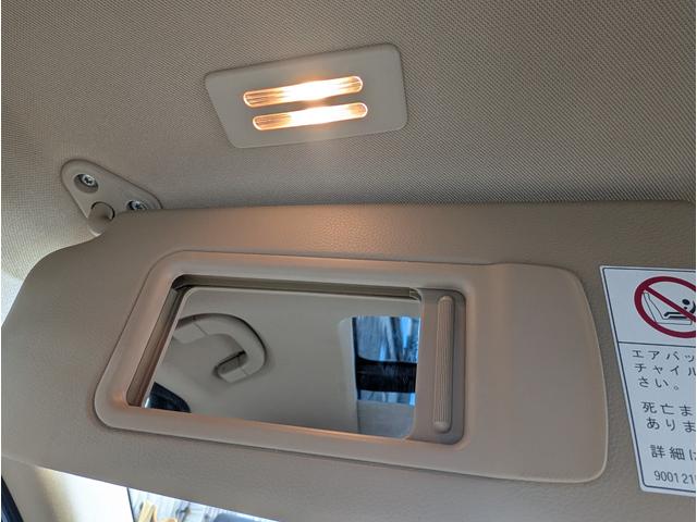 Ｘ１ ｓＤｒｉｖｅ　１８ｉ　ハイラインパッケージ　禁煙車・レザーシート・ナビ・ＥＴＣ・ＨＩＤヘッドライト・オートライト・スマートキー・プッシュスタート・フロントパワーシート（23枚目）