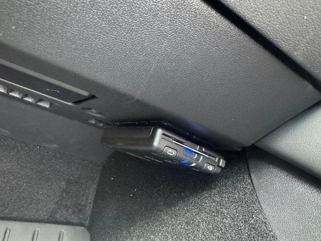 モデルY RWD 20インチAW オートパイロット ホワイトインテリア 白レザーシート 360°カメラ パノラマガラスルーフ オートパイロット オートトランク パワーシート ヒートポンプ FRコーナーセンサー ETC(38枚目)