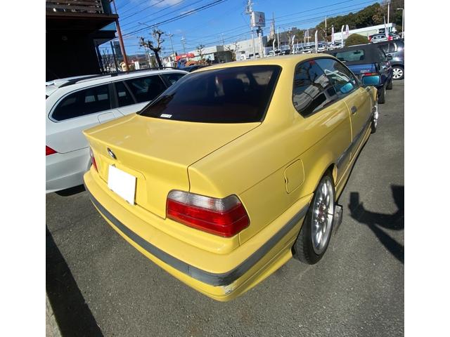 ３シリーズ ３１８ｉｓ　ＢＢＳ１７インチアルミホイール／本革ベージュレザーシート／ＥＴＣ／ポータブルナビ（3枚目）