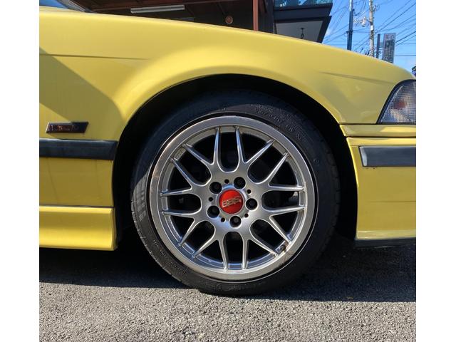 ３シリーズ ３１８ｉｓ　ＢＢＳ１７インチアルミホイール／本革ベージュレザーシート／ＥＴＣ／ポータブルナビ（4枚目）