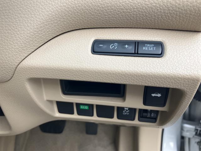 ティアナ ＸＥ　ユーザー買取車社外ナビ地デジＴＶ　ＥＴＣ　バックカメラ　フォグランプ　スマートキー　検査９年２月　記録簿あり　内外装仕上げ済み（15枚目）