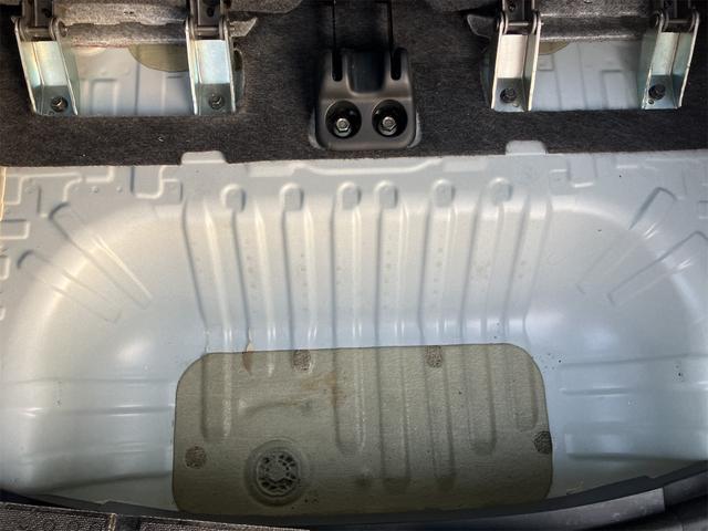 Ｎ－ＢＯＸ Ｇ・ターボＬパッケージ　ターボ車　純正ナビ　ＤＴＶブルートゥース機能　ＥＴＣ　バックカメラ　両側パワースライドドア　純正１４インチアルミ　横滑り防止　スマートキー　プッシュスタートボタン　内外装仕上げ済み（9枚目）