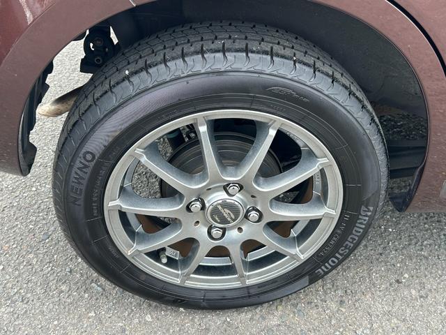 アルトラパン １０ｔｈアニバーサリーリミテッド　車検整備付　保証付　運転席シートヒーター　ＥＴＣ　メモリーナビゲーション　プッシュスタート　スマートキー　アルミホイール　フルセグテレビ　ＣＤ　ＤＶＤ　フルフラットシート　ベンチシート（46枚目）
