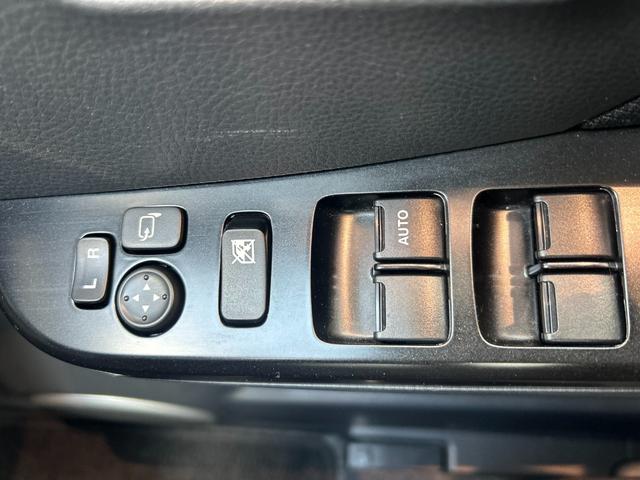 ワゴンＲスティングレー リミテッドＩＩ　車検整備付　保証付　ＥＴＣ　ドライブレコーダー　シートヒーター　メモリーナビゲーション　ＨＩＤライト　アルミホイール　プッシュスタート　スマートキー　フルフラットシート　ベンチシート（62枚目）