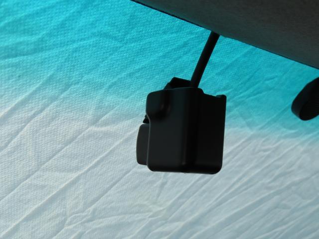 ムーヴコンテ カスタム　Ｘ　車検整備付　保証付　　アイドリングストップ　ＥＴＣ　ドライブレコーダー　スマートキー　ナビＴＶ　アルミホイール　フルフラットシート　ベンチシート　ＣＤ　ＨＩＤライト　ＨＤＤナビゲーション　ＤＶＤ（63枚目）