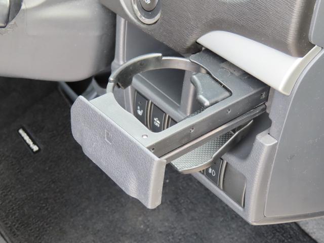 ワゴンＲスティングレー Ｘ　車検整備付　保証付　プッシュスタート　アイドリングストップ　衝突軽減システム　メモリーナビゲーション　シートヒーター　ＨＩＤライト　ＥＳＣ　フルセグナビ　ＤＶＤ　Ｂｌｕｅｔｏｏｔｈ　アルミホイール（23枚目）