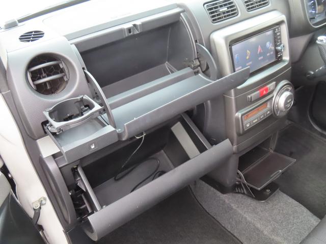 ムーヴコンテ カスタム X 車検整備付 保証付 スマートキー バックカメラ メモリーナビゲーション アイドリングストップ HIDライト CD DVD キーレスエントリ― フルフラットシート ベンチシート(24枚目)