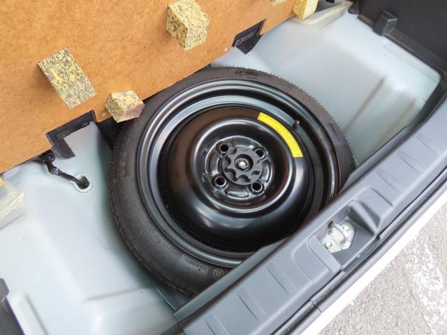 ムーヴコンテ カスタム X 車検整備付 保証付 スマートキー バックカメラ メモリーナビゲーション アイドリングストップ HIDライト CD DVD キーレスエントリ― フルフラットシート ベンチシート(69枚目)