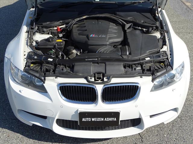 M3 セダン 正規ディーラー車/右ハンドル/アルピンホワイト/E90最終/V8エンジン/MドライブPKG/黒革シート/純正ナビ 走行中地デジ バックカメラ/ドラレコ/レーダー/保証書 取説 純正スペアキー(59枚目)