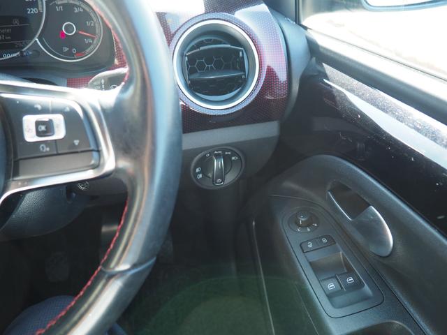 アップ！ アップ！ＧＴＩ／直列３気筒ＤＯＨＣ１２バルブＩＣターボ／　フォルクスワーゲンディラーにてミッションＡＳＳＹ交換済み車両／限定車（限定６００台）／３ＨＢ６速マニュアル／ＥＢＤ／ＥＳＣ／純正１７インチアルミ／シートヒーター／ＥＴＣ／Ｒソナー／保証書　取説有／Ｓキ（9枚目）