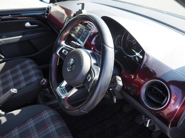アップ！ アップ！ＧＴＩ／直列３気筒ＤＯＨＣ１２バルブＩＣターボ／　フォルクスワーゲンディラーにてミッションＡＳＳＹ交換済み車両／限定車（限定６００台）／３ＨＢ６速マニュアル／ＥＢＤ／ＥＳＣ／純正１７インチアルミ／シートヒーター／ＥＴＣ／Ｒソナー／保証書　取説有／Ｓキ（44枚目）