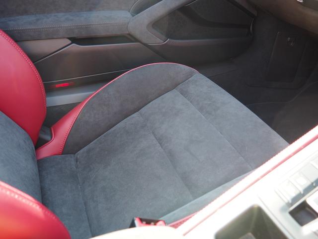 718スパイダー 718スパイダー/右H/スポクロ/スポエグ/シートヒーター/ /Pアシスト/Bカメラ/電動可倒式ドアミラー/20インチアルミホイール/レッドキャリパー/360℃純正ドラレコ/ETC2/室内保管/雨天未使用/禁煙車/ディーラー車検ポルシェ保証延長済車両/スぺキー有(12枚目)