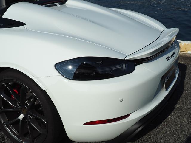 718スパイダー 718スパイダー/右H/スポクロ/スポエグ/シートヒーター/ /Pアシスト/Bカメラ/電動可倒式ドアミラー/20インチアルミホイール/レッドキャリパー/360℃純正ドラレコ/ETC2/室内保管/雨天未使用/禁煙車/ディーラー車検ポルシェ保証延長済車両/スぺキー有(45枚目)